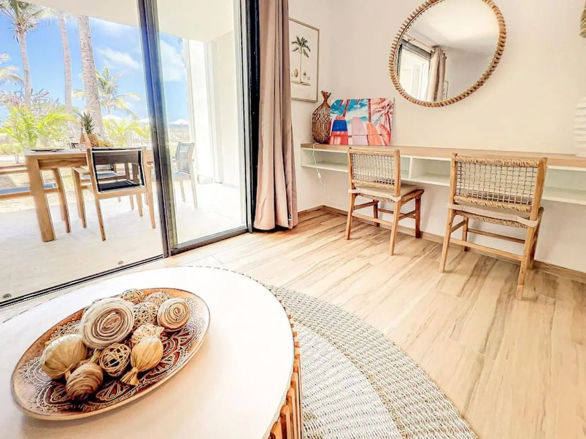 Hello Summer Large Studio On Orient Bay Beach Apartamento