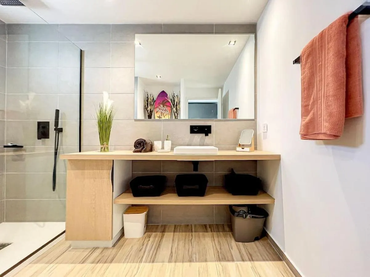 Apartment Hello Summer Large Studio On Orient Bay Beach Sint Maarten/Saint Martin